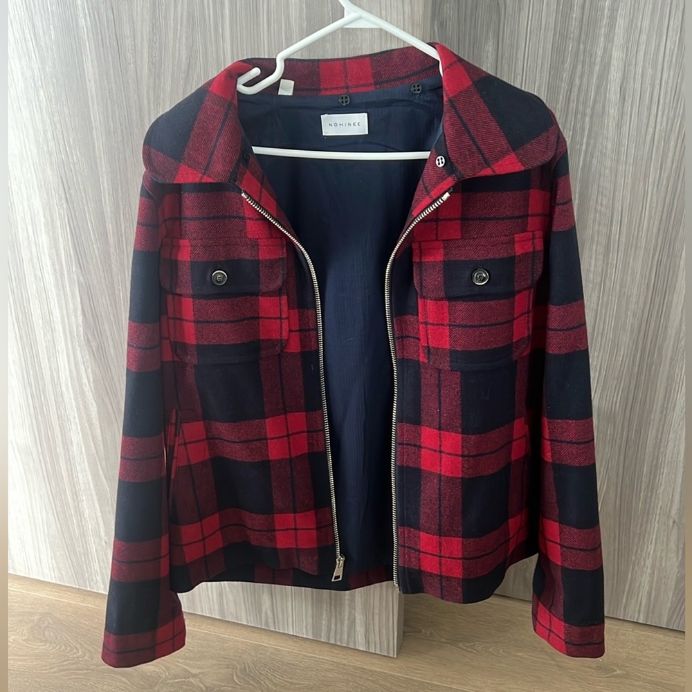 Nominee Jacket size M